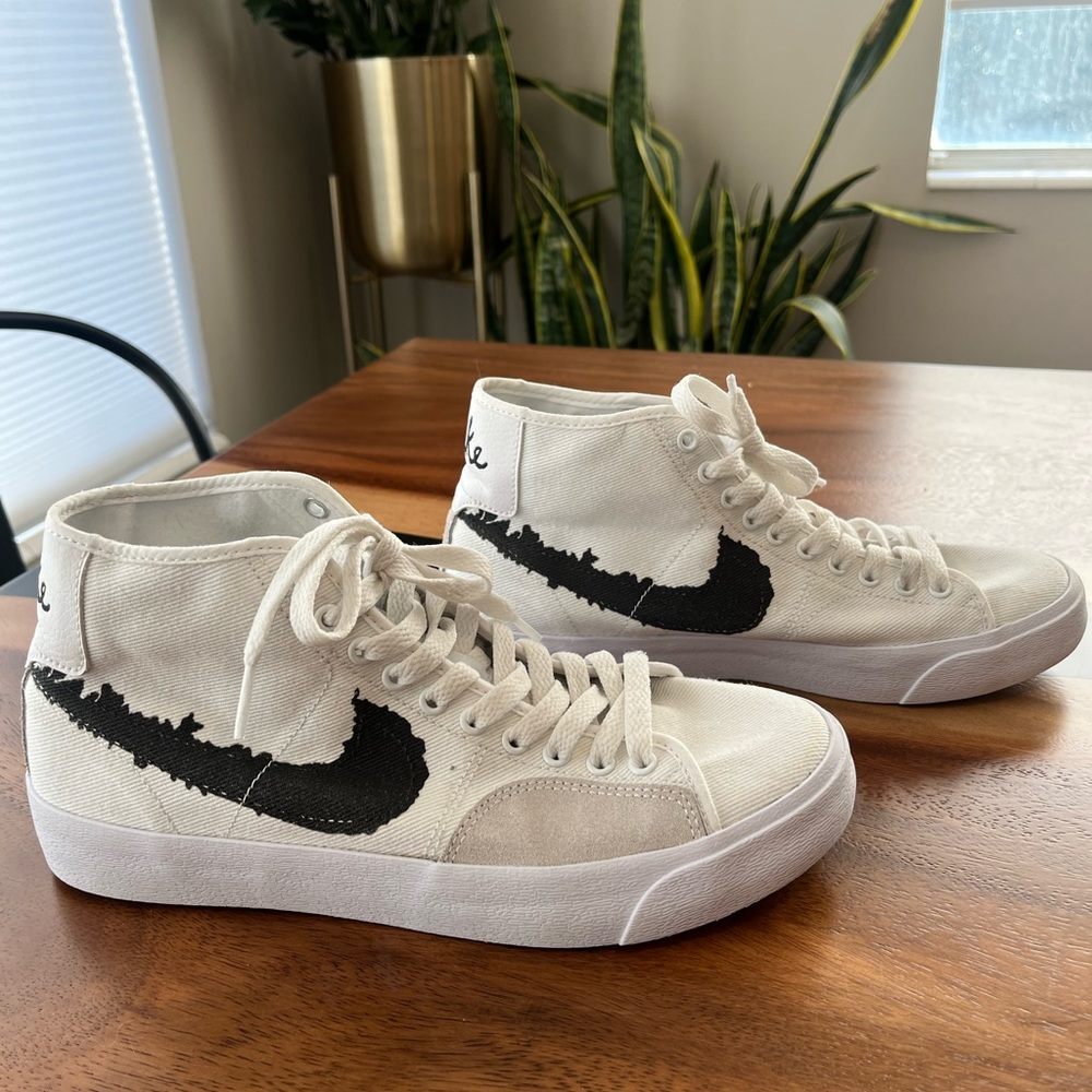 Nike SB BLZR Court Mid White & Black Skate Shoes